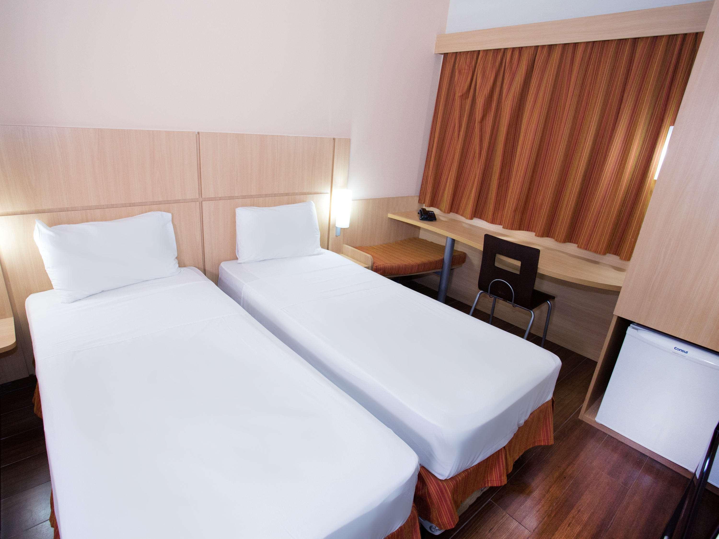 Ibis Feira De Santana Hotel ภายนอก รูปภาพ