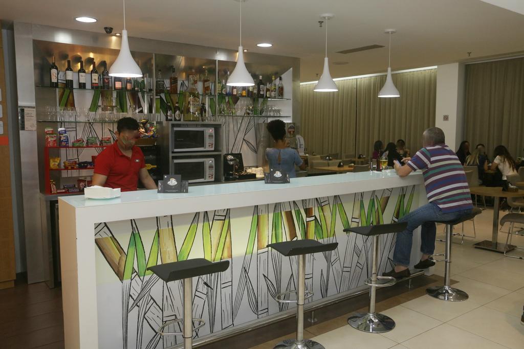 Ibis Feira De Santana Hotel ภายนอก รูปภาพ