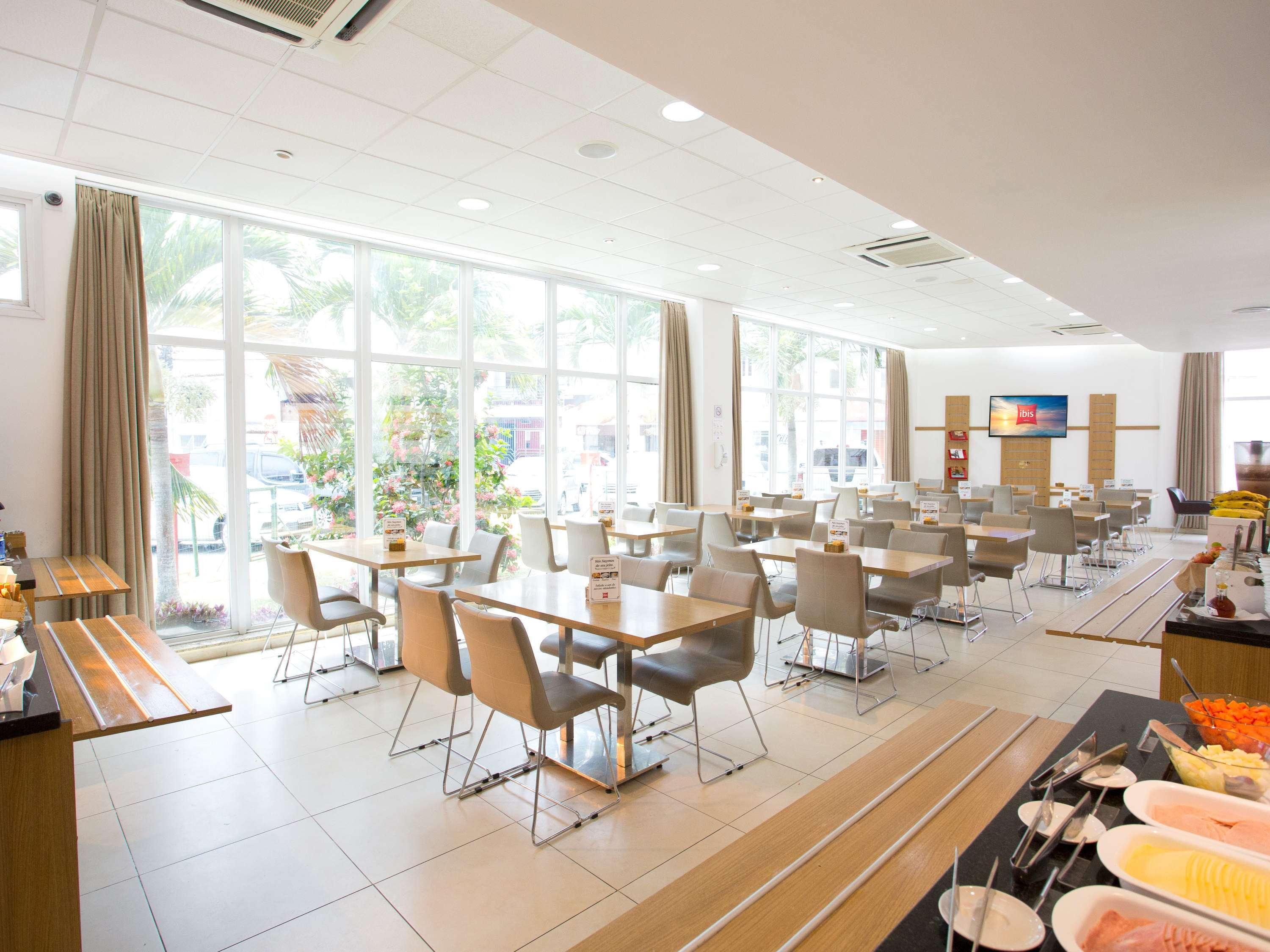 Ibis Feira De Santana Hotel ภายนอก รูปภาพ