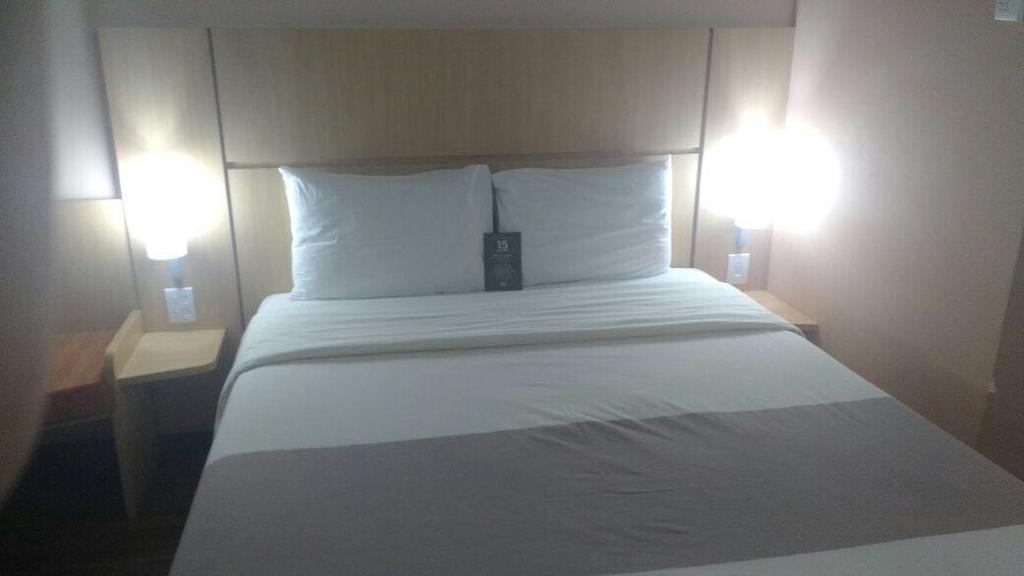 Ibis Feira De Santana Hotel ภายนอก รูปภาพ