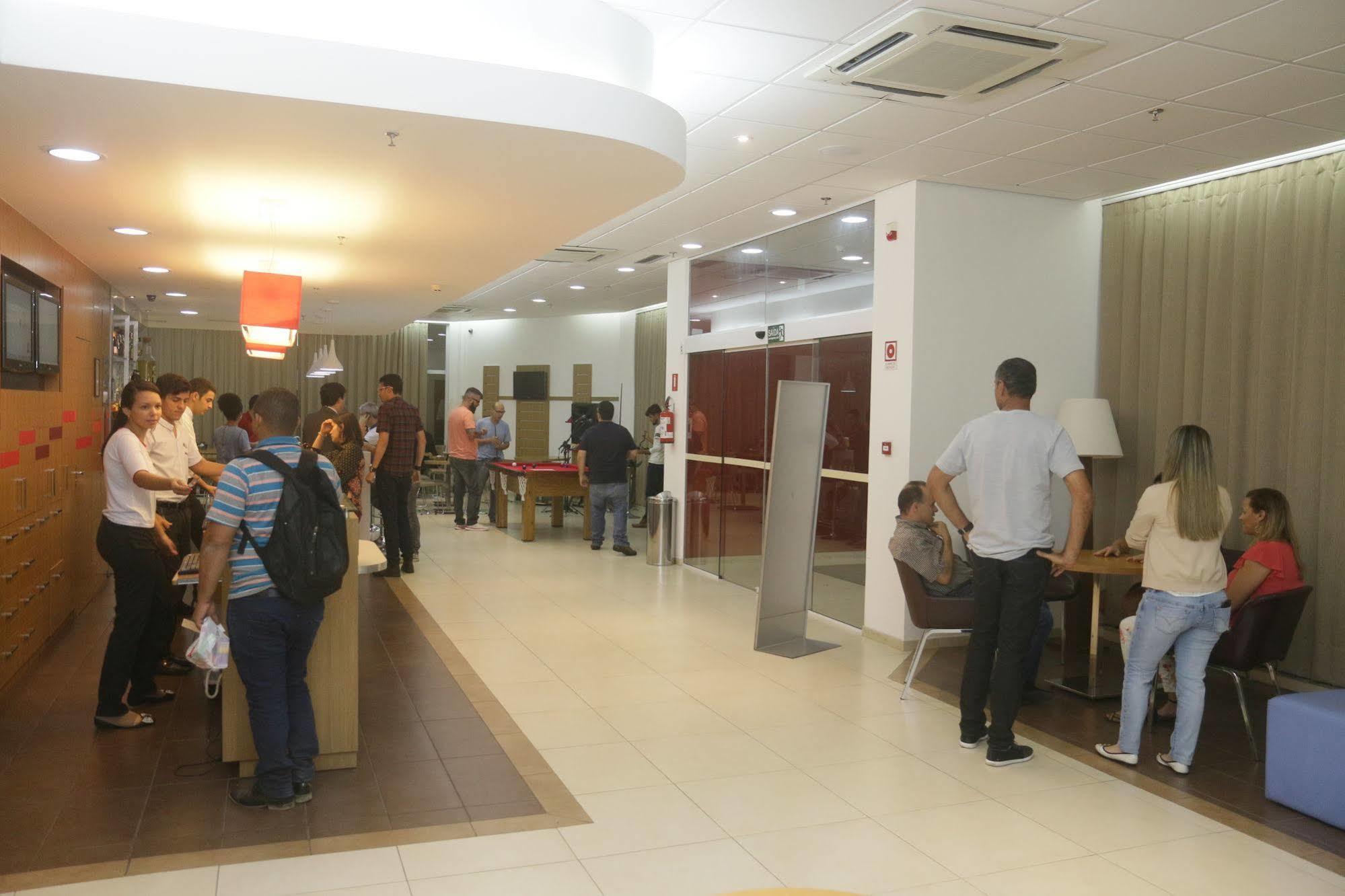 Ibis Feira De Santana Hotel ภายนอก รูปภาพ