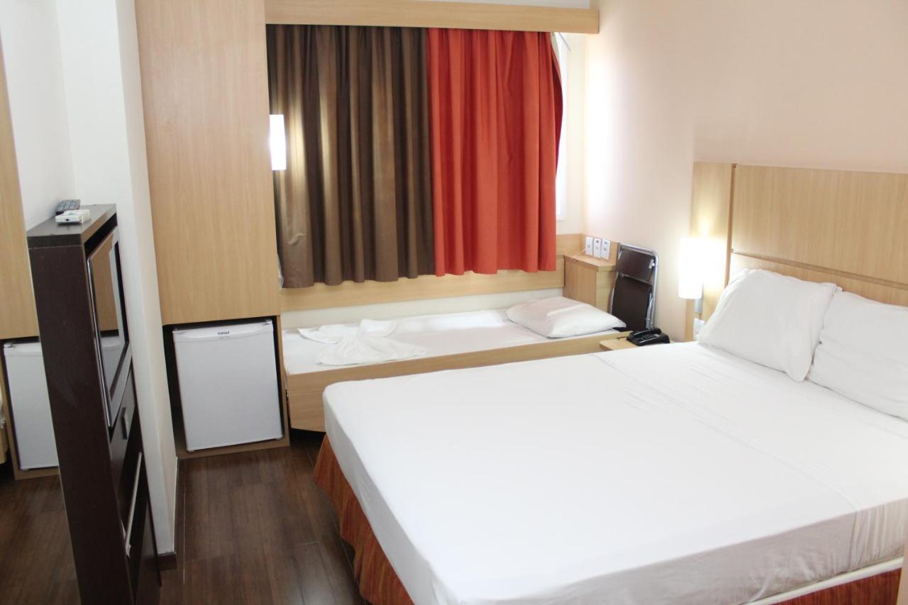 Ibis Feira De Santana Hotel ภายนอก รูปภาพ